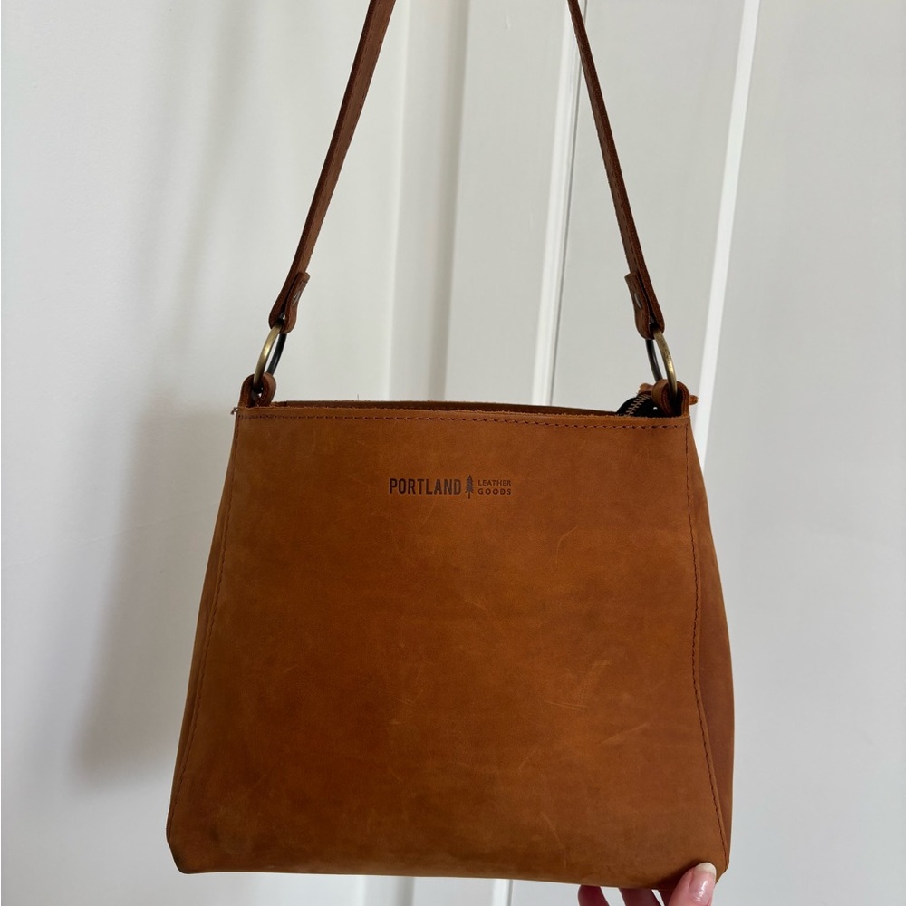 Portland Leather Tan Shoulder Bag